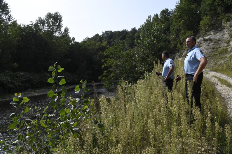 La riviers Le Guiers a été sondée dans le cadre des recherches pour retrouver la petite Maëlys.