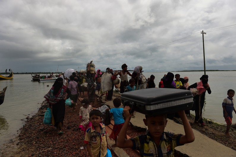 En Birmanie, près de 580.000 Rohingyas ont fui la Birmanie depuis août 2017.