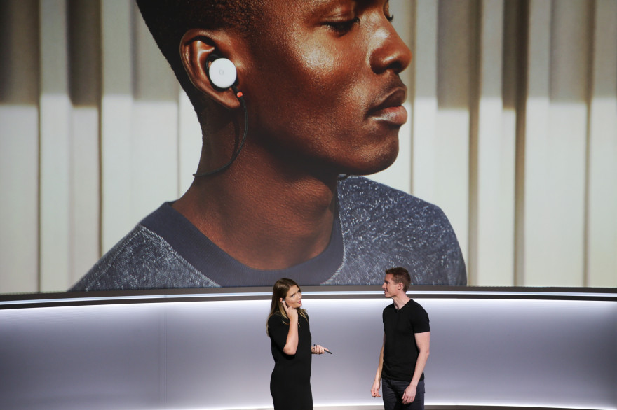 Les écouteurs Pixel Buds sont capables de traduire 40 langues à la volée