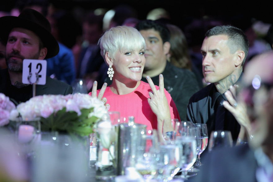 Pink et son époux Carey Hart, lors d'un gala à Bervely Hills le 12 mai 2015