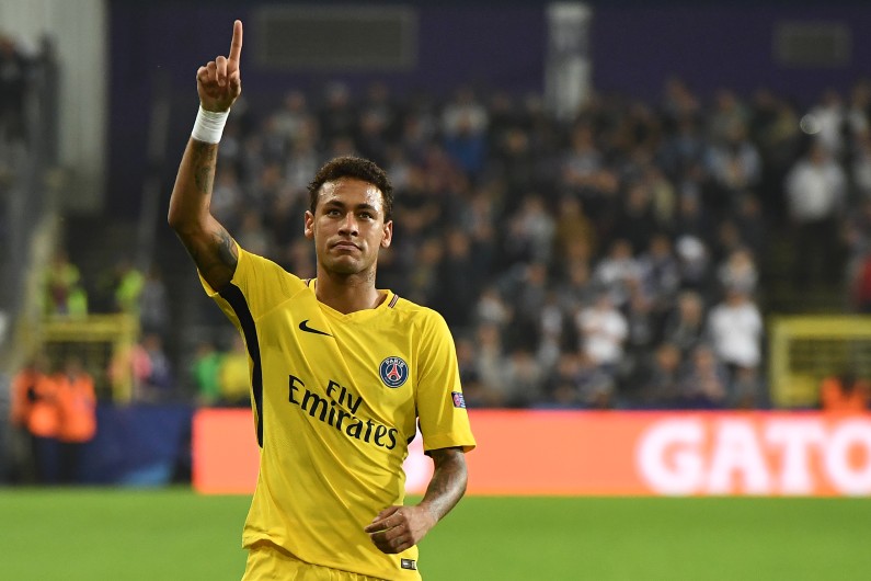 La star du PSG est soupçonnée par le fisc brésilien de ne pas avoir déclaré ses revenus entre 2011 et 2013.