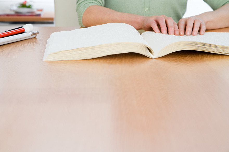 Une association de personnes aveugles contre l'écriture inclusive