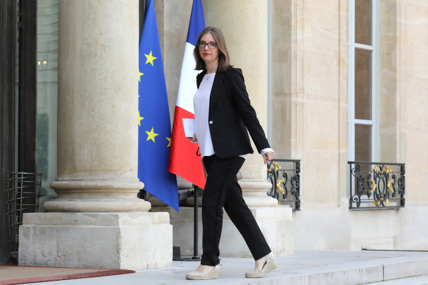 Aurore Bergé sur le perron de l'Élysée, le 17 octobre 2017