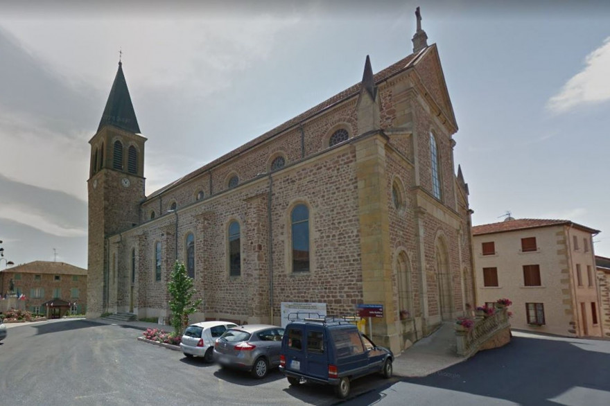 La commune de La Gresle a pris un arrêté insolite le 6 décembre en interdisant à ses habitants de mourir les week-ends.