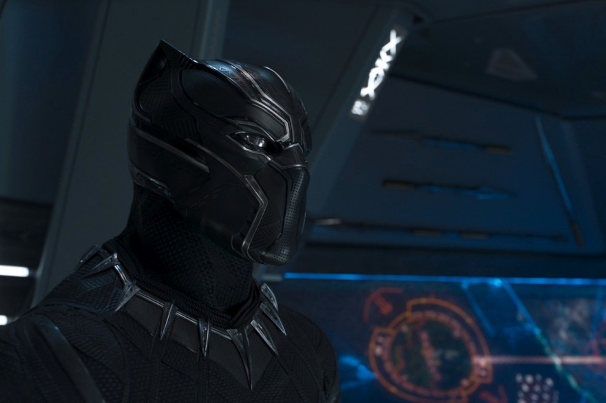 Chadwick Boseman dans le rôle de Black Panther