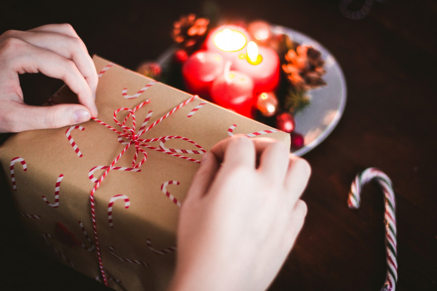 Un cadeau de Noël (illustration).