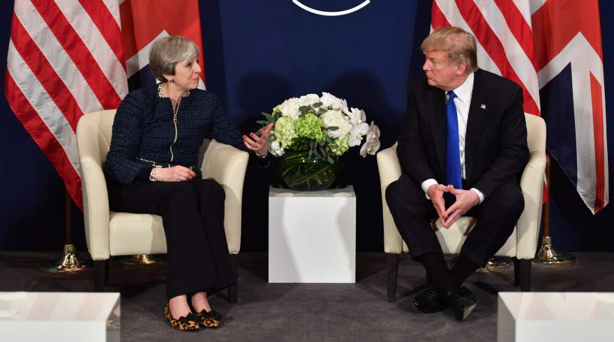 Theresa May et Donald Trump, au Forum économique de Davos, en janvier 2018