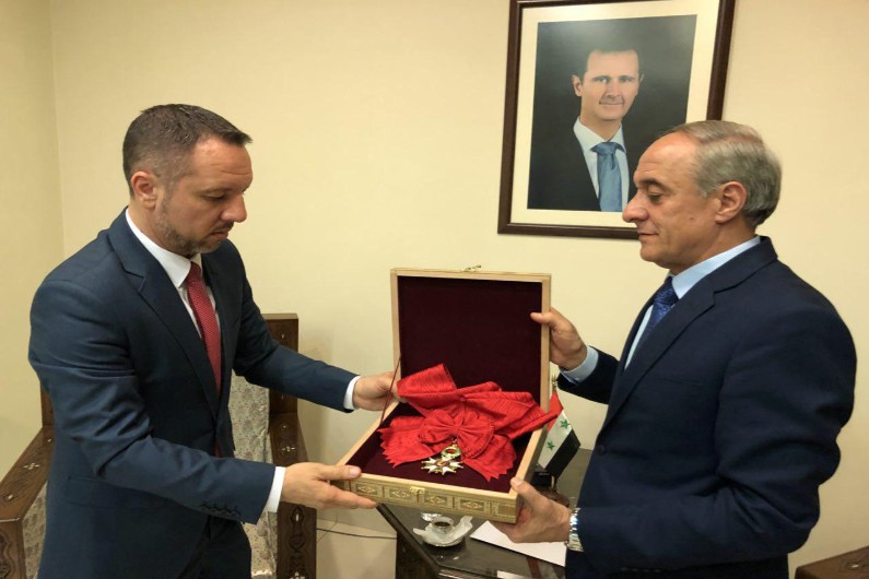 La Syrie rend à la France la légion d'honneur attribuée à Bachar al-Assad