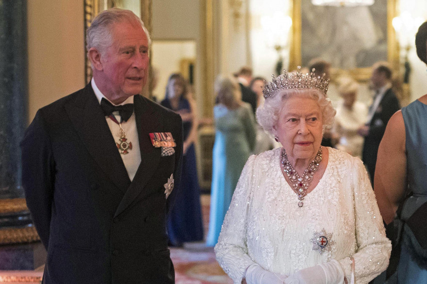 Elizabeth II et son fils, le prince Charles, le 19 avril 2018 à Londres