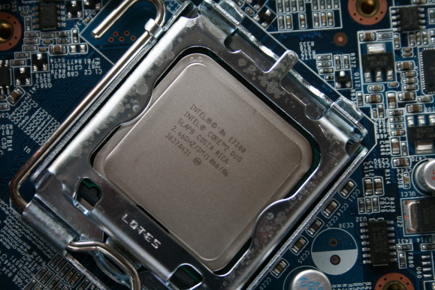 L'ordinateur quantique promet de réaliser des calculs beaucoup plus rapidement que l'informatique actuelle.