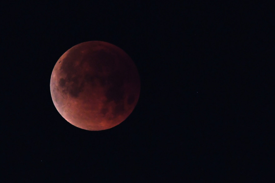 L'éclipse du vendredi 27 juillet sera accompagnée d'un phénomène de "Lune rousse".