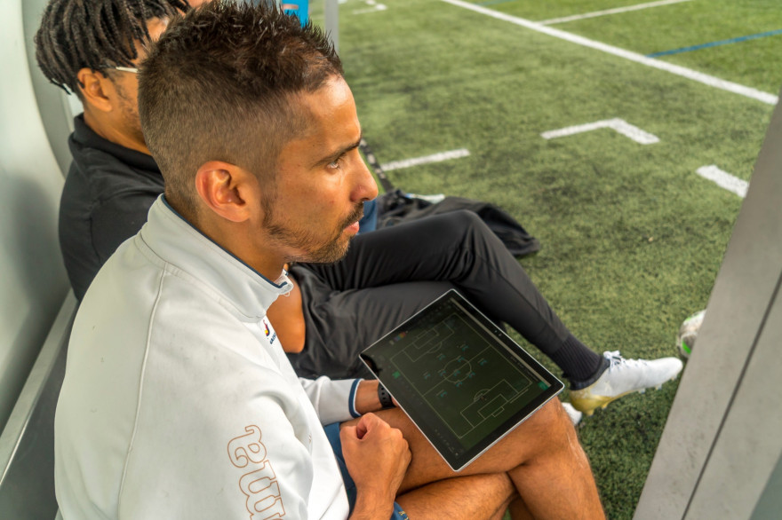 L'application permet aux supporters de coacher l'équipe de l'AG Caen