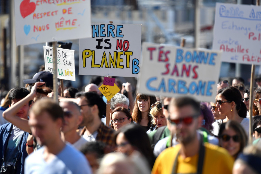 Des milliers de personnes marchent pour le climat à Marseille samedi 13 octobre 2018