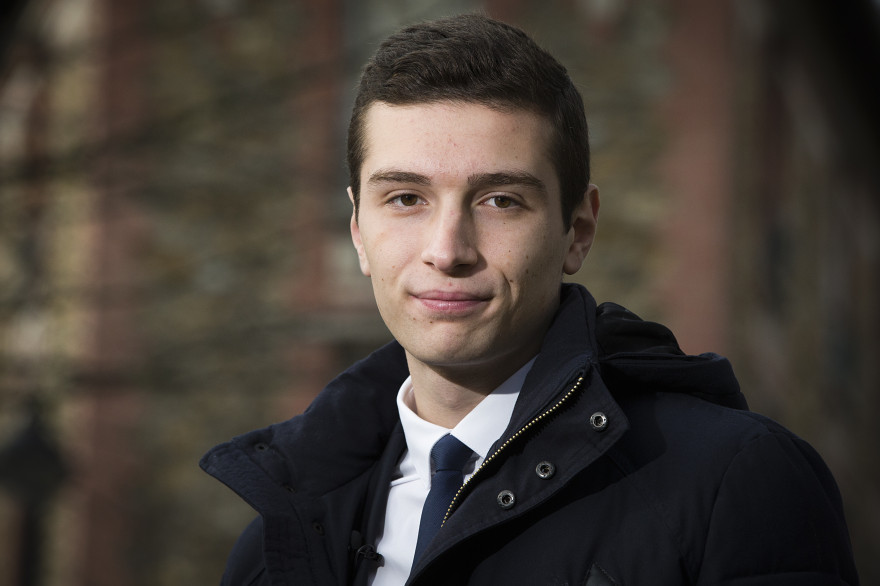 Jordan Bardella, le 5 novembre 2015, à Aulnay-sous-Bois.