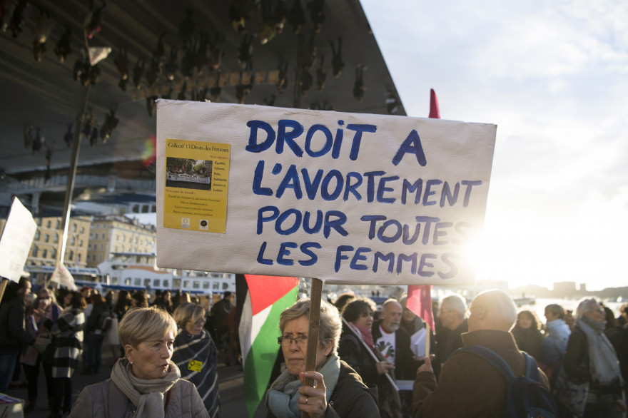 Une manifestation pour le droit à l'avortement à Marseille, le 8 mars 2018