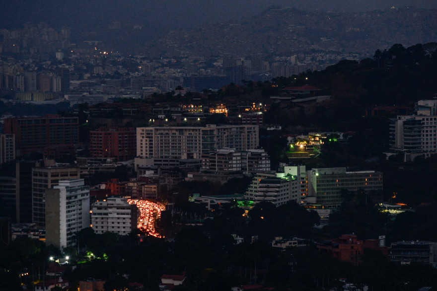 Le Venezuela est plongé dans le noir depuis le 7 mars 2019.