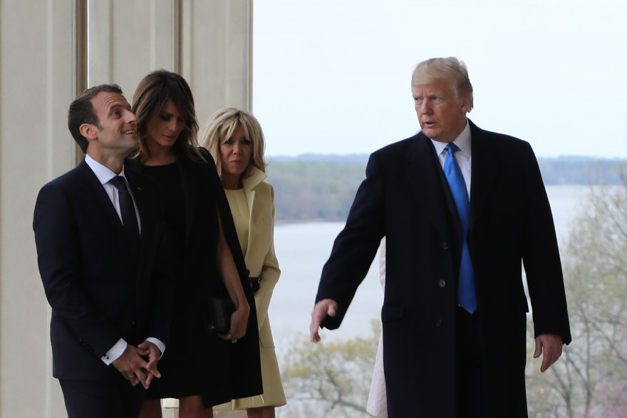 Le couple Macron, Donald Trump et son épouse Melania en visite à Mount Vernon, le 23 avril 2018