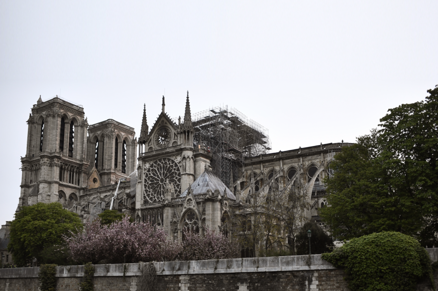 La cathédrale Notre-Dame de Paris au lendemain de l'incendie du 15 avril 2019