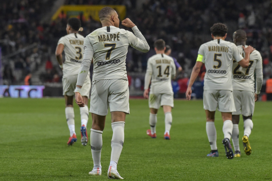 Mbappé et les Parisiens à Toulouse le 31 mars 2019