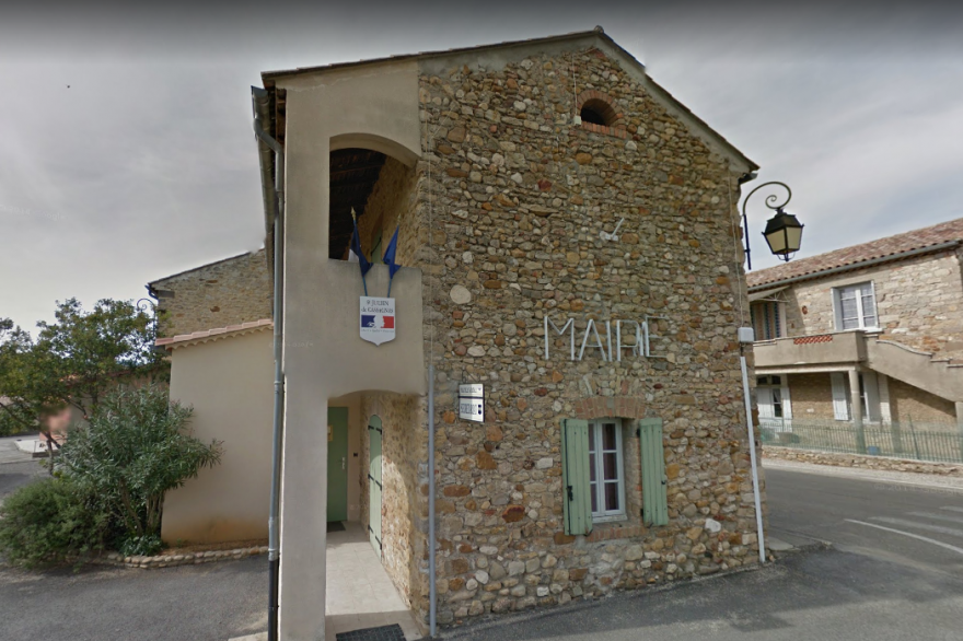 La mairie de Saint-Julien-de-Cassagnas, dans le Gard