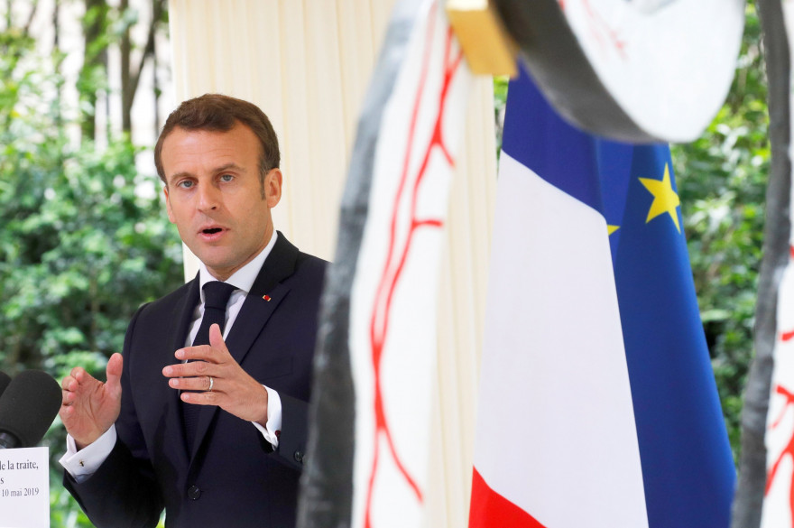 Emmanuel Macron au jardin du Luxembourg, à Paris, le 10 mai 2019