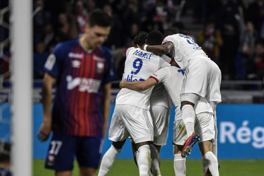 Les Lyonnais savourent leur victoire face à Caen, le 18 mai 2019 au Parc OL