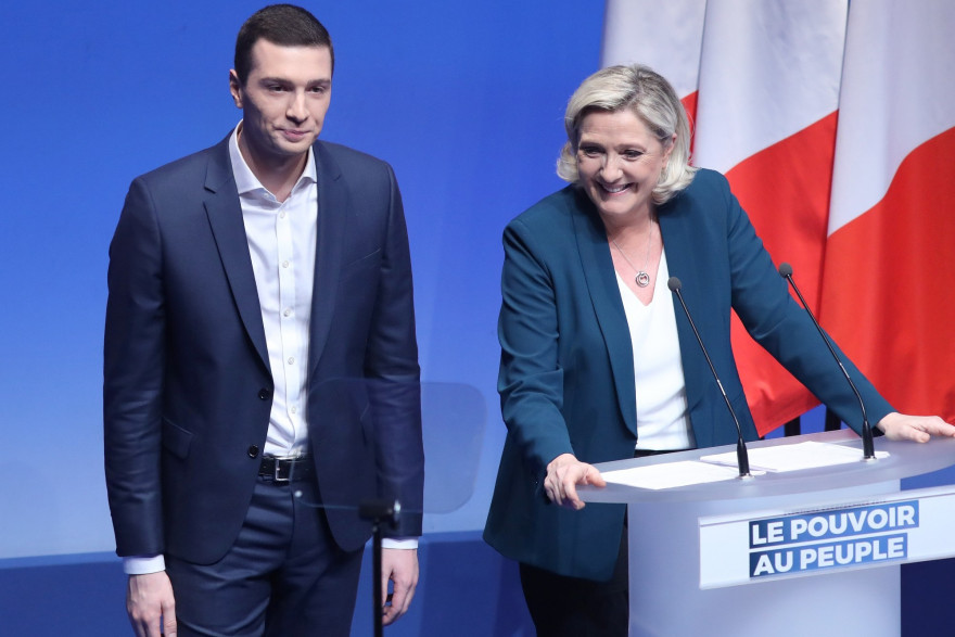 Jordan Bardella, tête de liste RN, avec Marine Le Pen, le 13 janvier 2019 à Paris