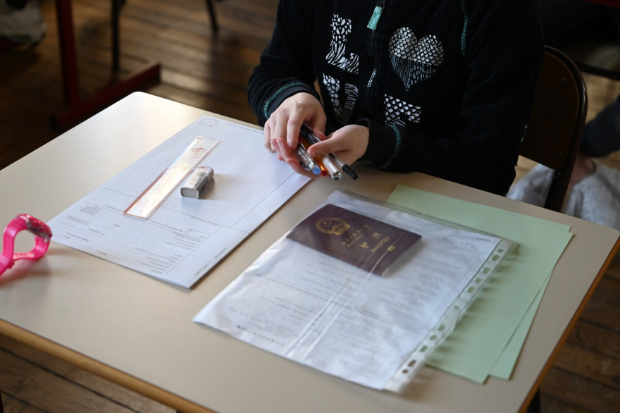 Un candidat passe la baccalauréat en juin 2019