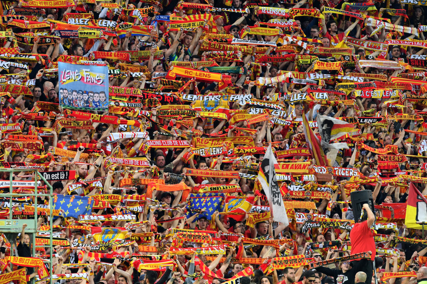 Les supporters lensois lors du match de barrage contre Dijon, le 30 mai 2019.