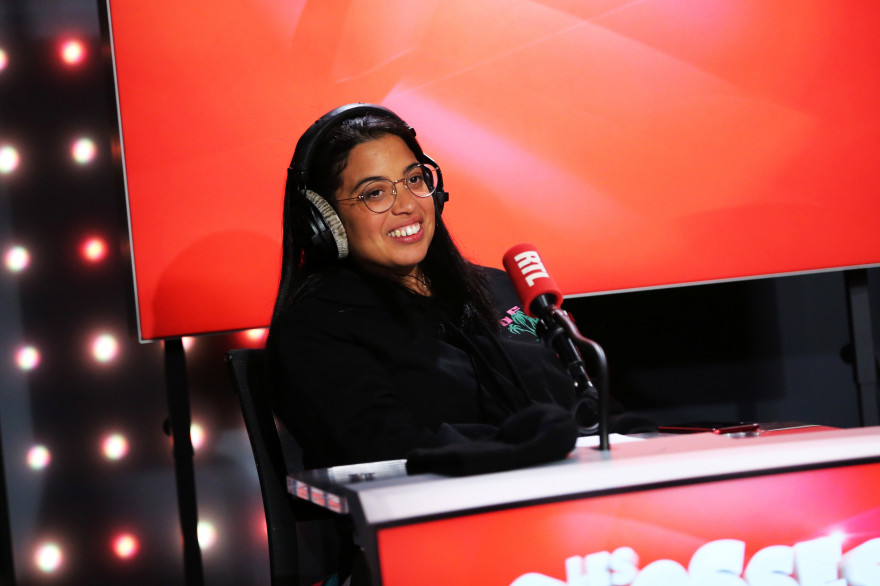 Melha Bedia dans "Les Grosses Têtes"
