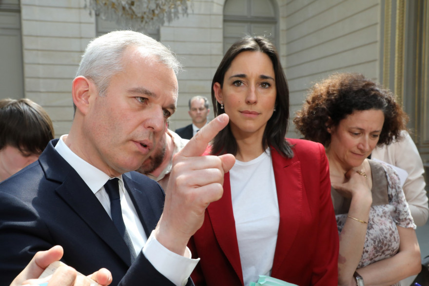 François de Rugy accompagné de Brune Poirson et Emmanuelle Wargon, en mai 2019