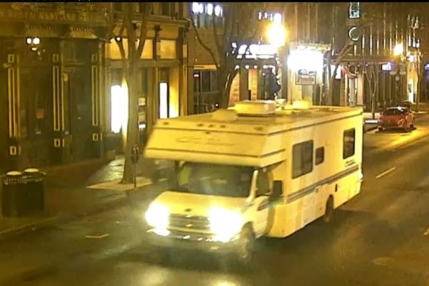 Les images de vidéo-surveillance montrant le camping-car avant qu'il explose à Nashville aux États-Unis le 25 décembre 2020