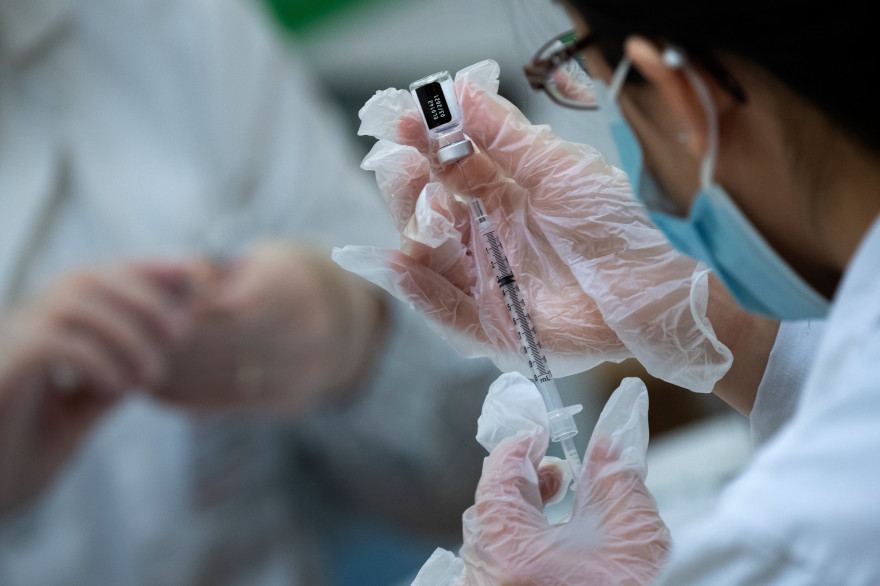 Vaccins : "si on avait les outils, ça irait plus vite" dénonce Agnès Giannotti
