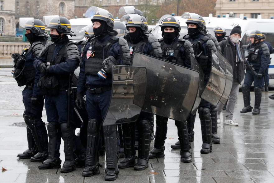 Violences urbaines : création d'une nouvelle "force d'appui rapide" pour le maintien de l'ordre