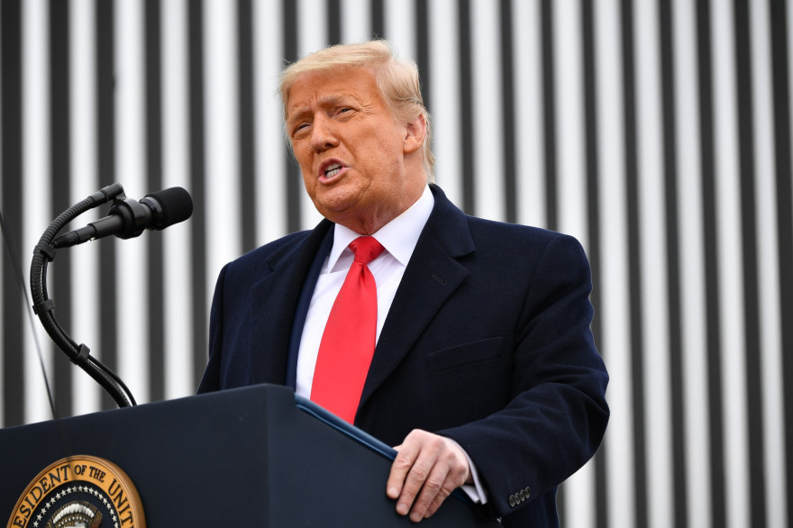 Donald Trump lors d'un discours à Alamo le 12 janvier 2021, la veille de sa deuxième procédure d'"impeachment"