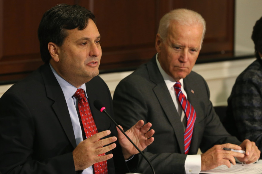 Ron Klain, déjà aux cotés de Joe Biden en 2014