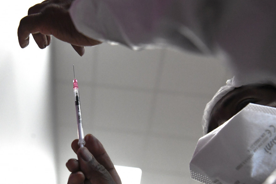 La vaccination débutera à Paris dans les 19 centres de vaccination lundi 18 janvier
