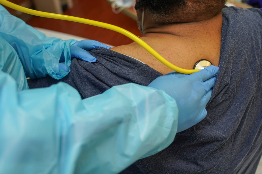 Un patient en consultation dans une unité de soins spéciale pour les malades du coronavirus (illustration).