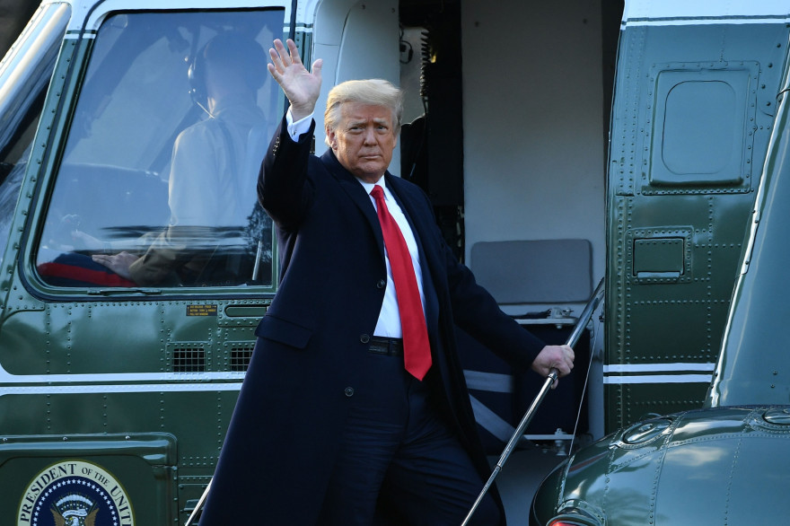 Donald Trump quittant la Maison Blanche, le 20 janvier 2021