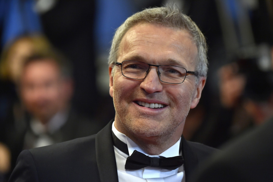 L'animateur Laurent Ruquier pose au 69e Festival de Cannes à Cannes, le 19 mai 2016.