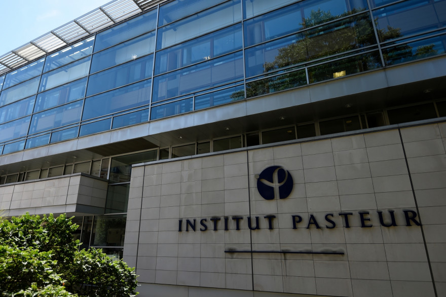 Une photo prise le 21 juillet 2017 montre la construction de l’Institut Pasteur.