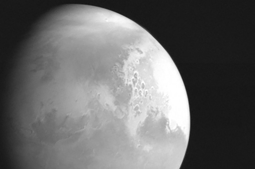 Le premier cliché réalisé par la sonde chinoise Tianwen-1 au-dessus de Mars