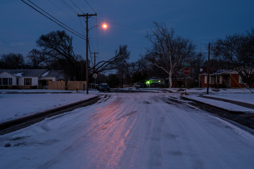 La ville de Waco sous la neige au Texas (illustration)