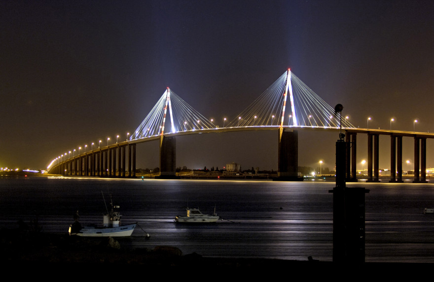 Le 28 janvier, cet habitant de Pornichet s'apprêtait à sauter du pont de Saint-Nazaire quand des policiers lui ont sauvé la vie.