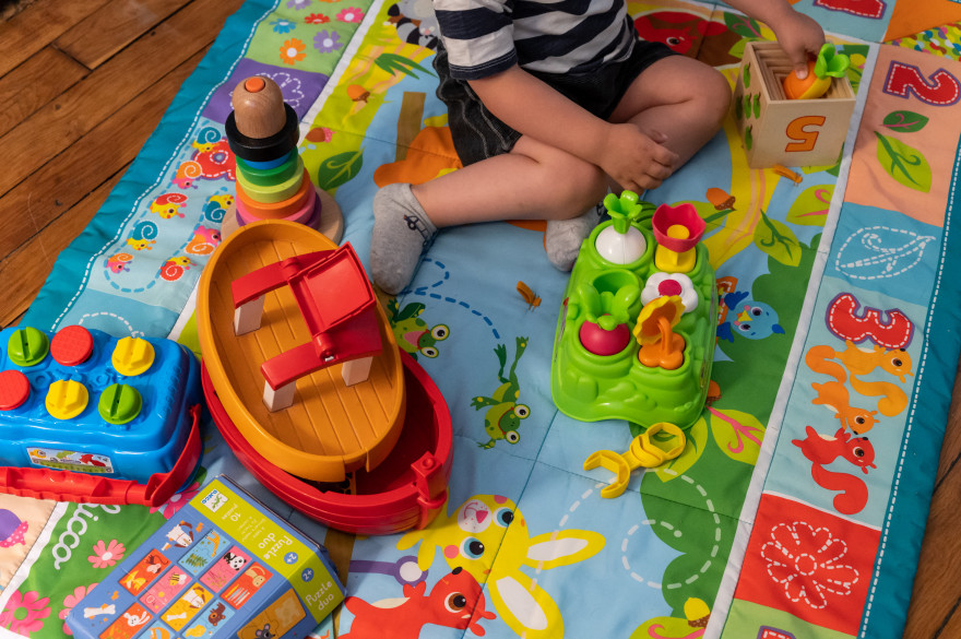L'enfant aurait échappé à la surveillance des adultes.