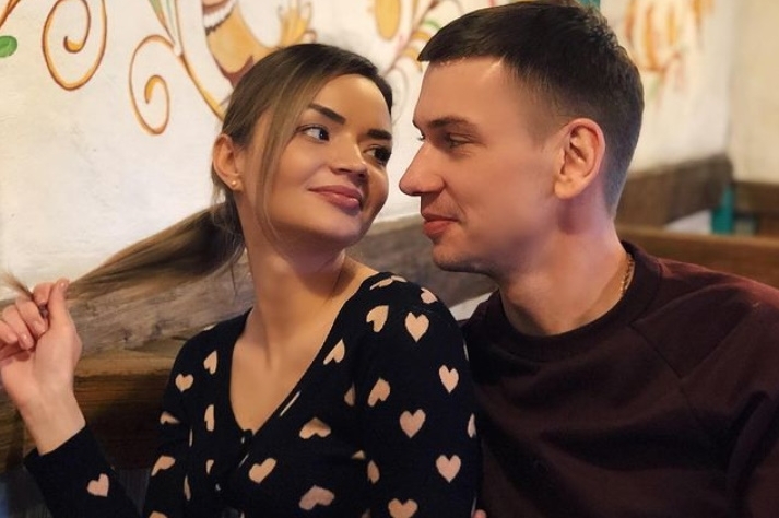 Alexander et Viktoria ont décidé de vivre enchaînés pendant trois mois.
