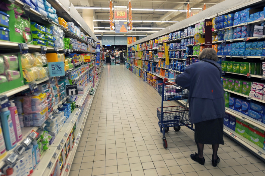 Les rayons d'un supermarché (Illustration).