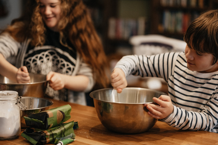 Cyril Lignac dévoile ses recettes à réaliser avec ses enfants pour un plaisir familial