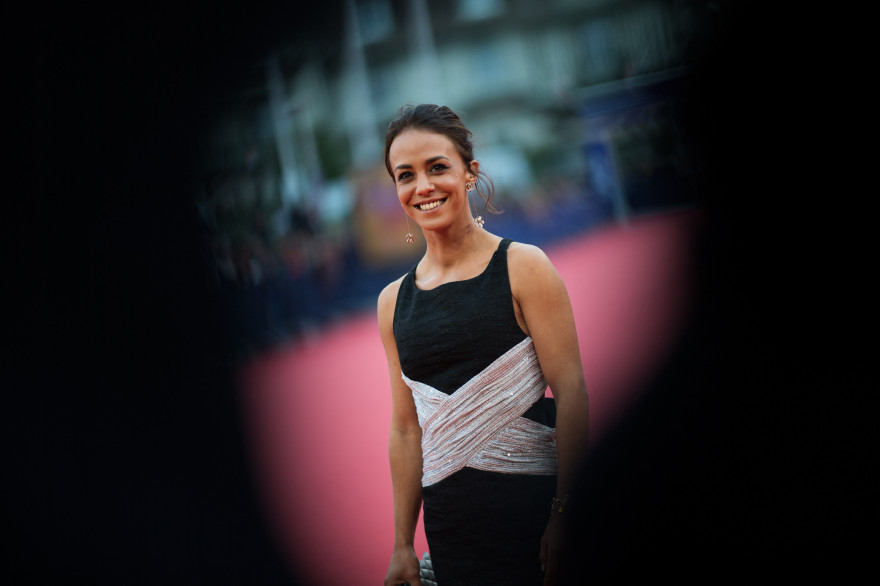 L'actrice Alice Belaïdi sur le tapis rouge du festival de Deauville le 7 septembre 2019.