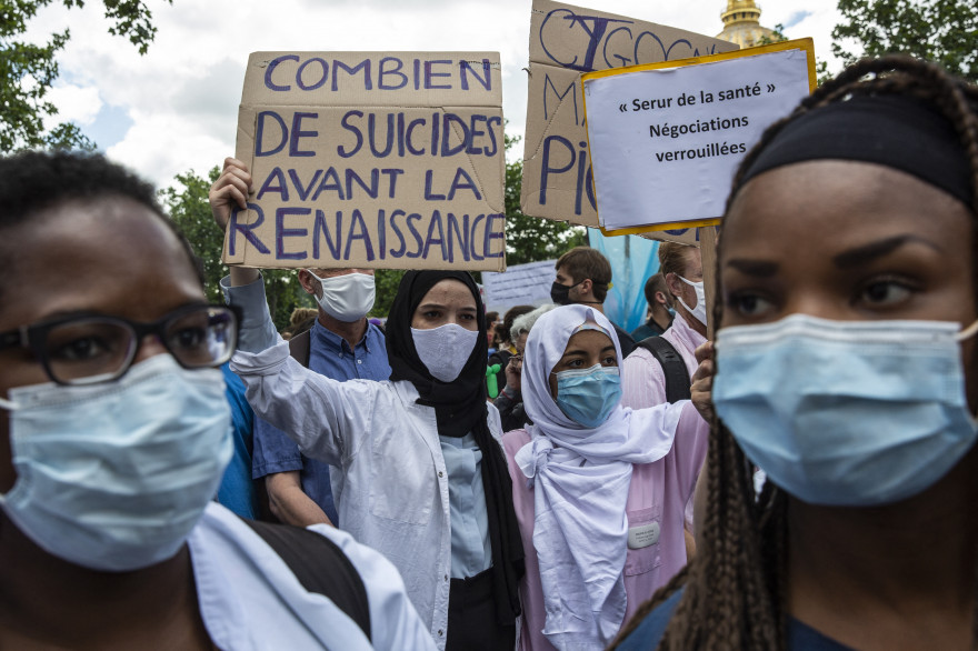 Une quarantaine de personnes ont rendu samedi hommage à cinq internes en médecine qui se sont suicidés depuis le début de l'année, dénonçant une "situation grave et inquiétante" pour ces étudiants, aggravée par la crise sanitaire. Image d'illustration.